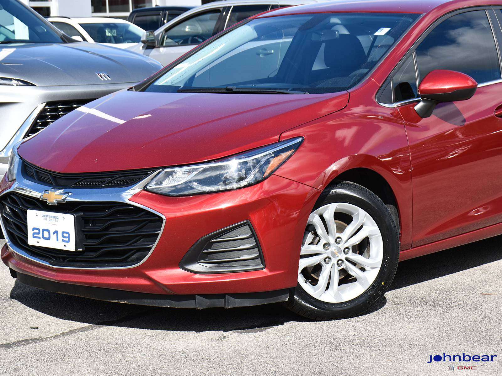 2019 Chevrolet Cruze LT — photo 1