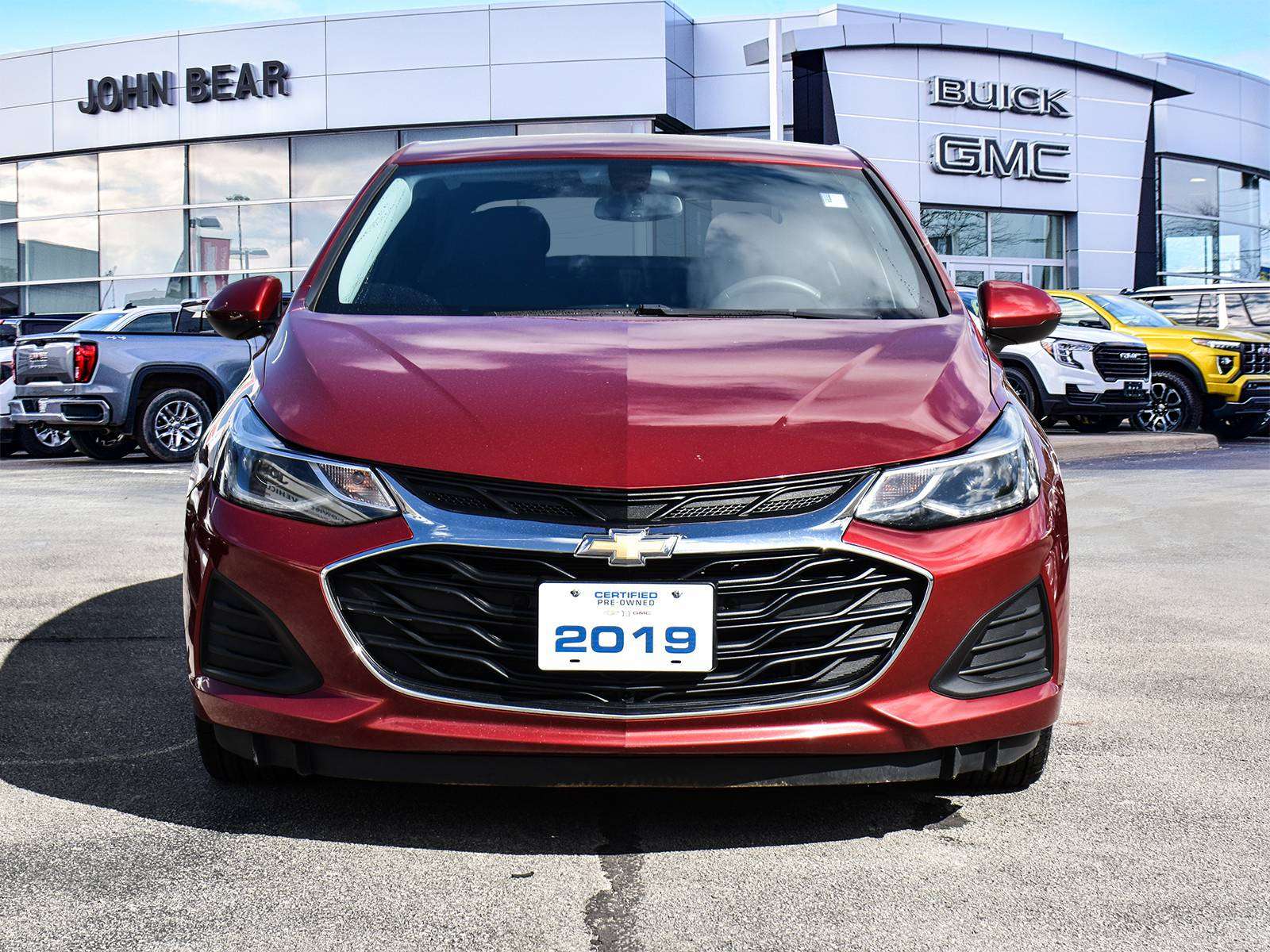 2019 Chevrolet Cruze LT — photo 1
