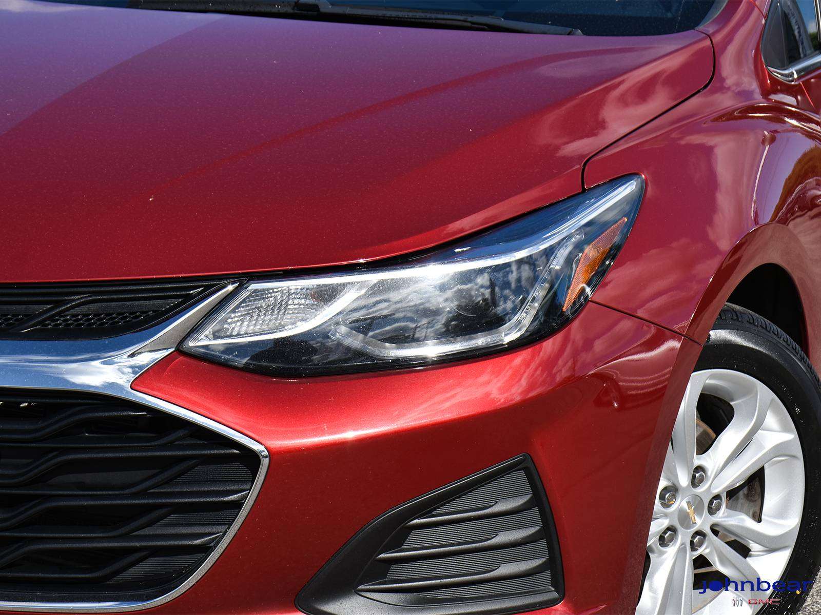 2019 Chevrolet Cruze LT — photo 1