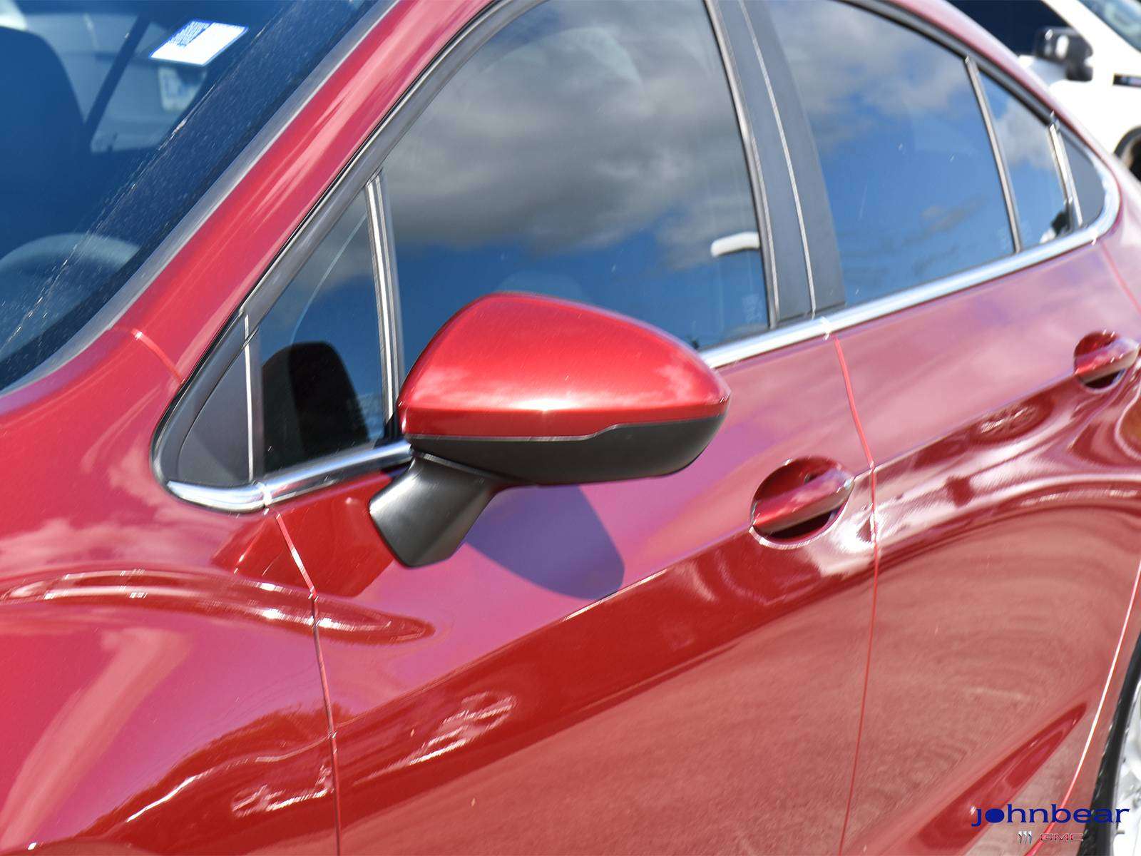 2019 Chevrolet Cruze LT — photo 1