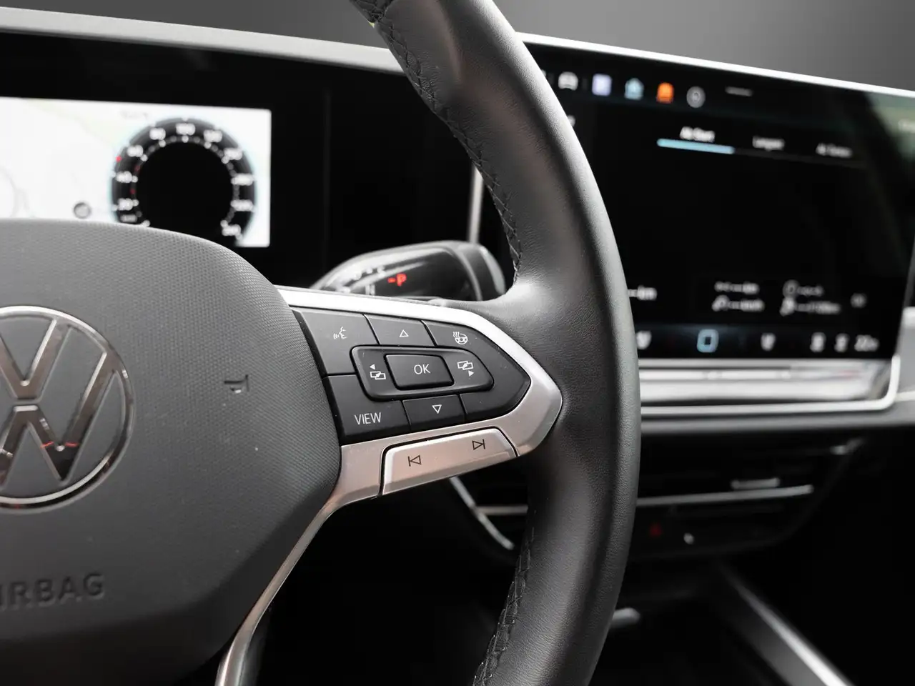 Volkswagen Passat AHK Sitzklima Head-Up DCC, миниатюра 18