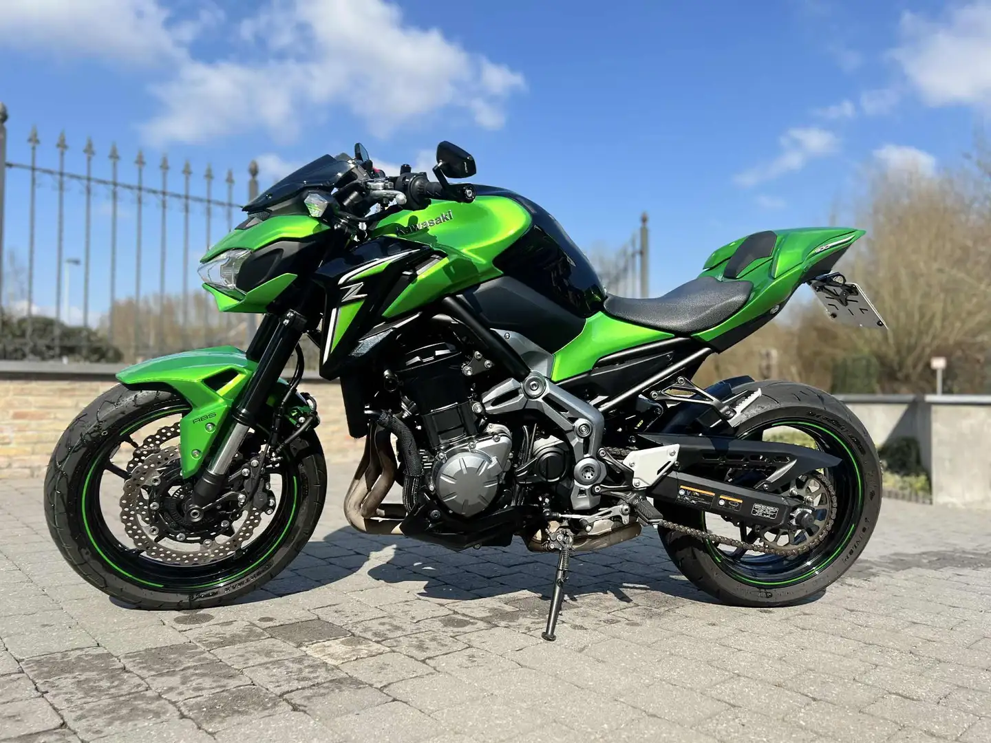 Kawasaki Z 900 akrapovic - 1