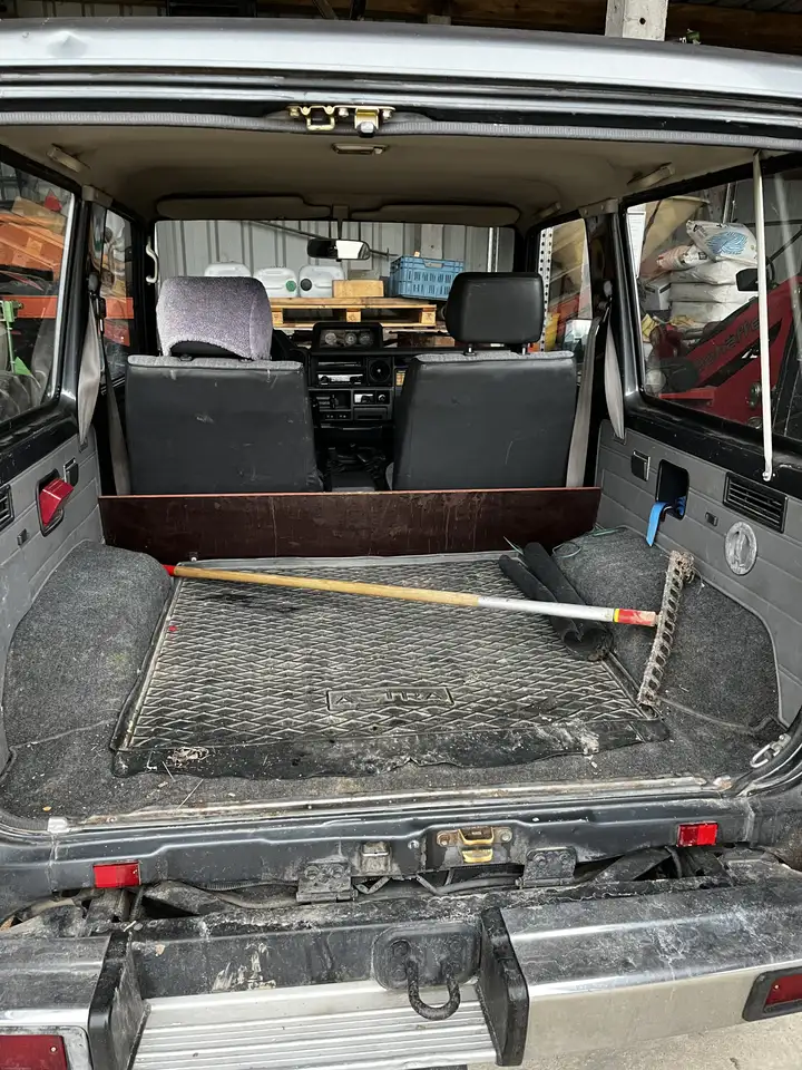 Toyota Land Cruiser Lj 70, foto 9