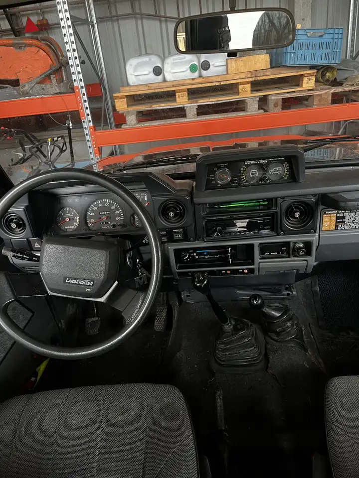 Toyota Land Cruiser Lj 70, foto 4