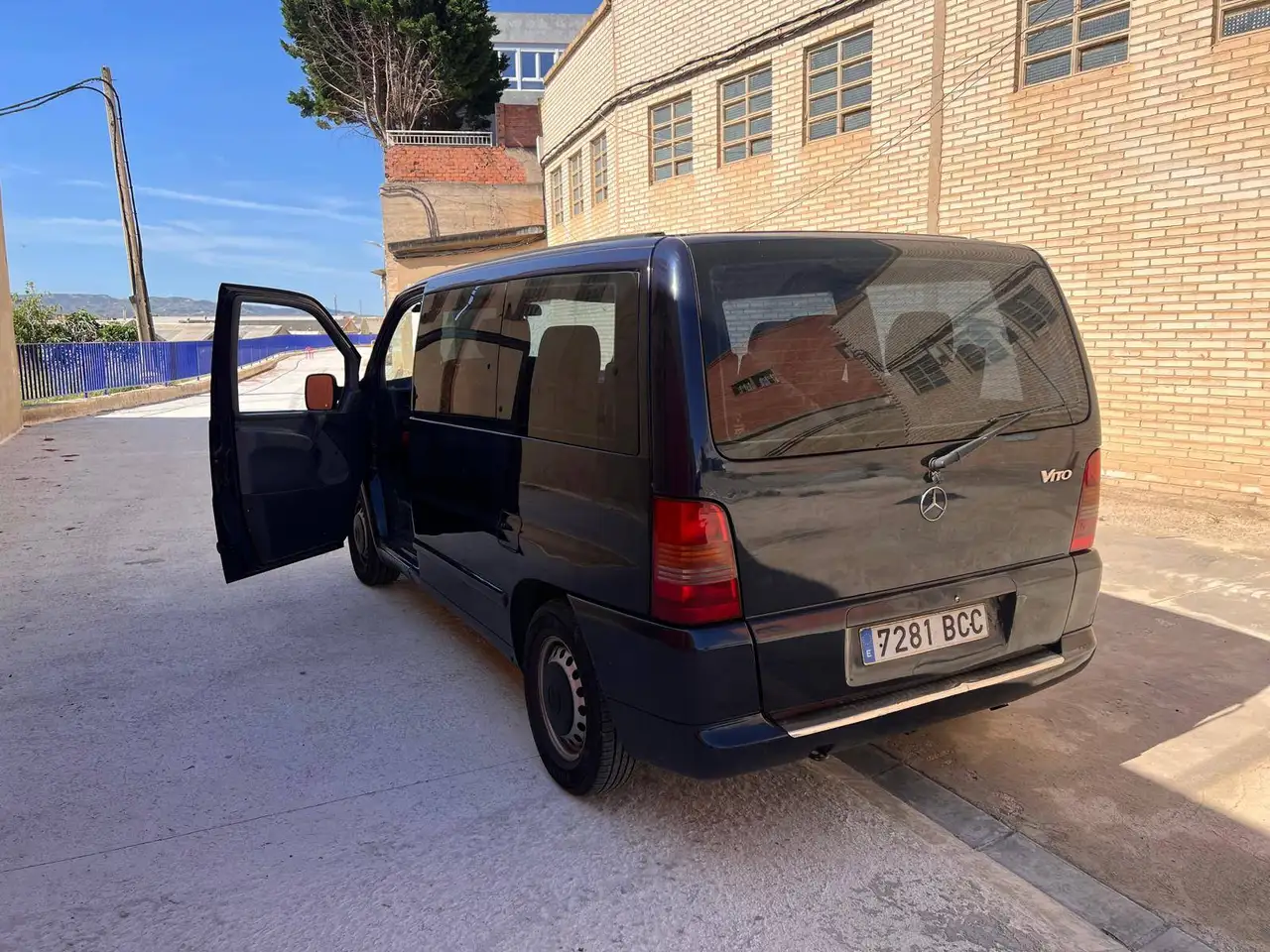 Mercedes-Benz Vito CDI Furgón 110, foto 2