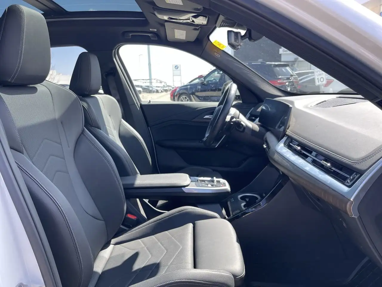 BMW X1 снимка BMW X1