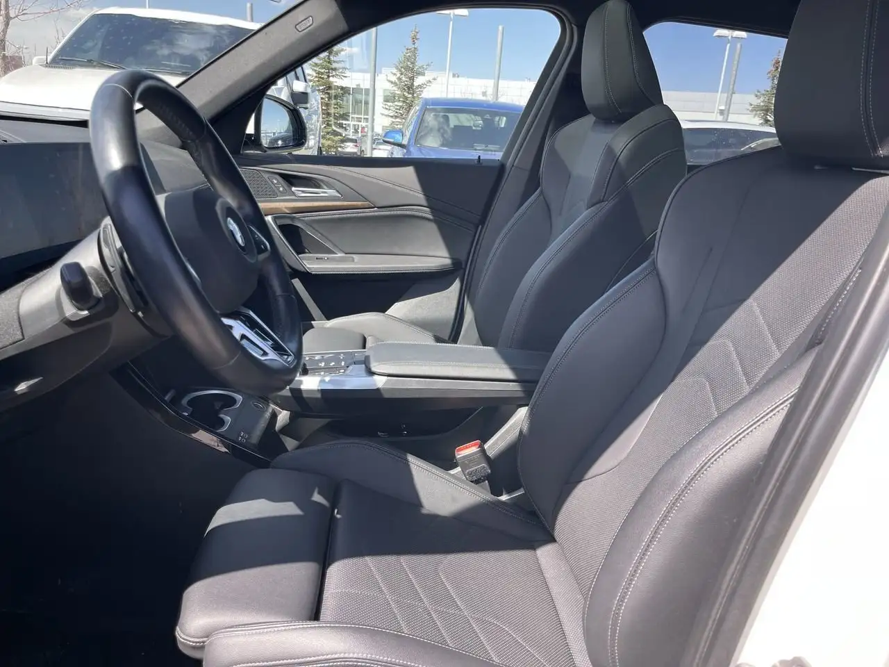 BMW X1 снимка BMW X1