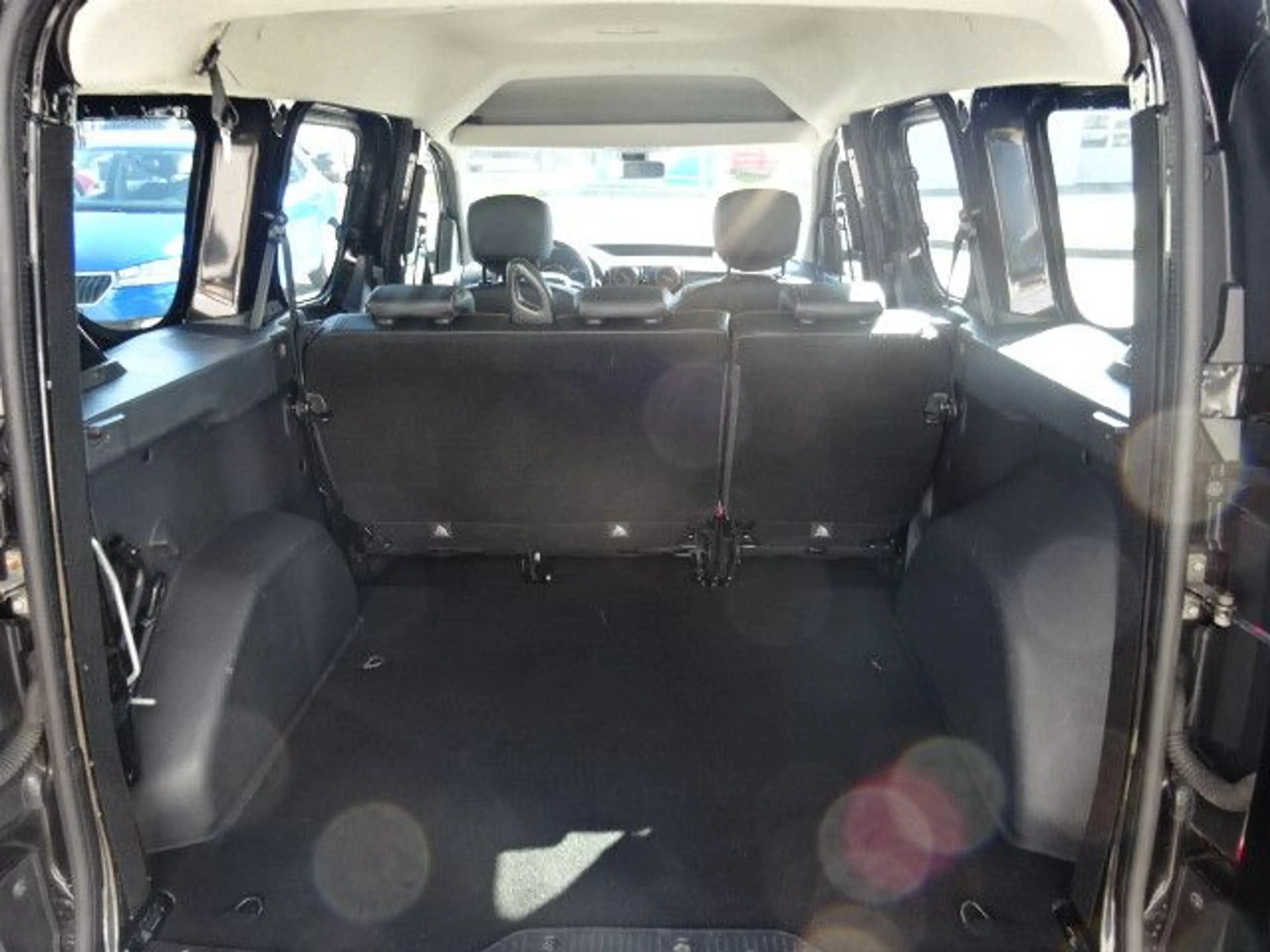 Dacia Dokker TCe 115 Stepway -Navi-Kamera-Sitzheizung — photo 13