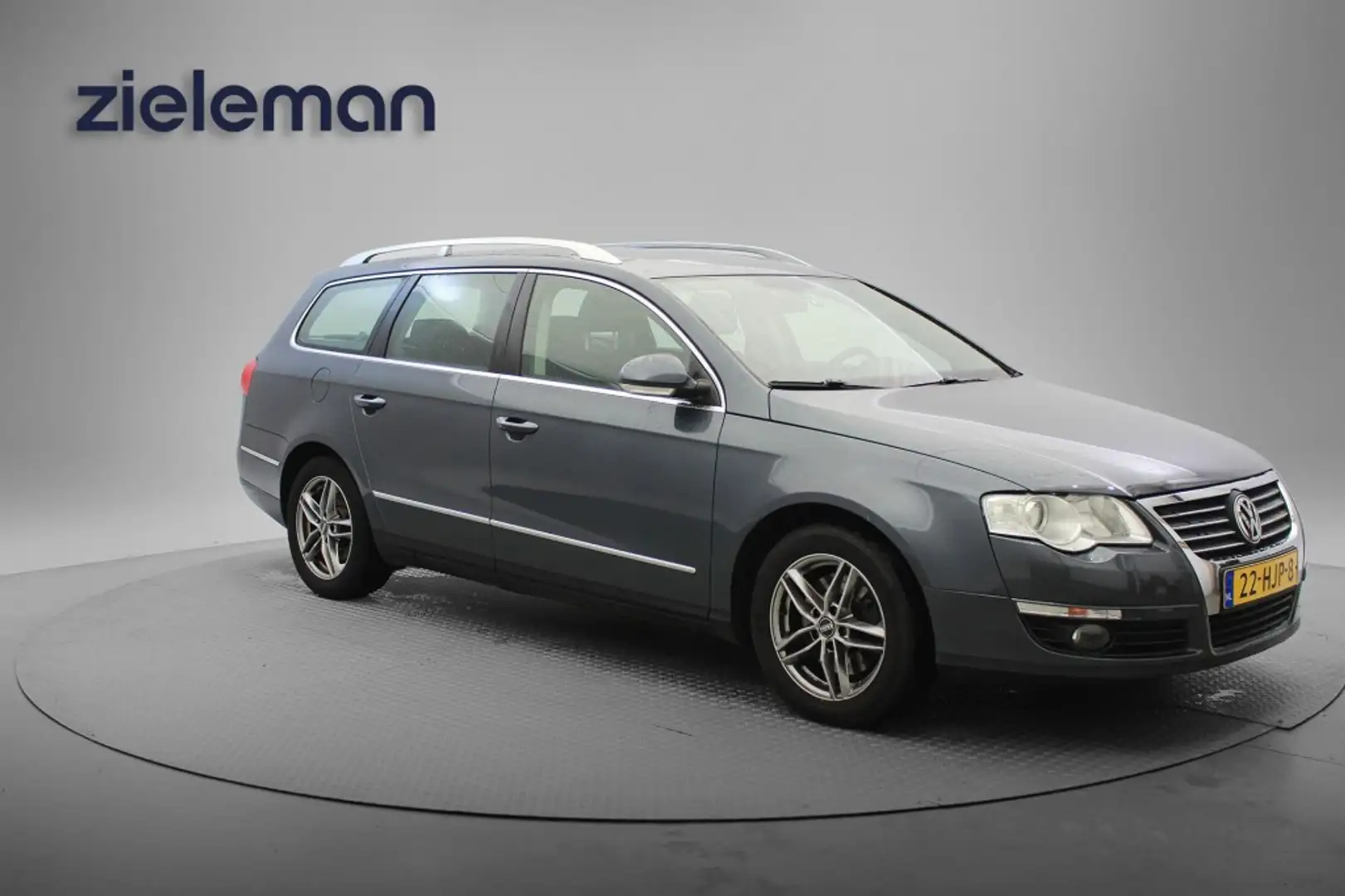 Volkswagen Passat 1.4 TSI Comfortline Automaat - Cruise, Trekhaak, S Grijs - 1