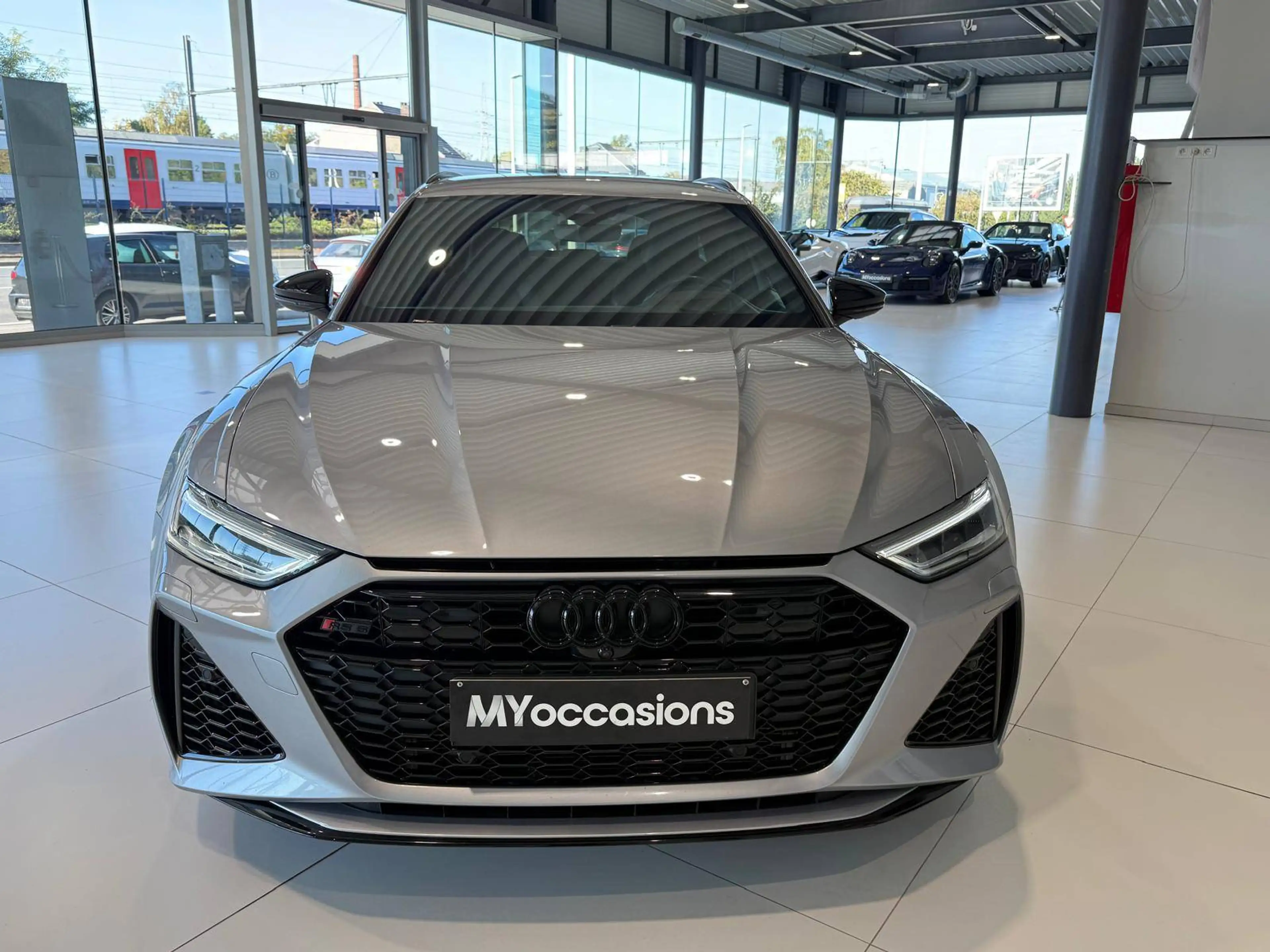Audi RS6 RS6 Avant 4.0 V8 TFSI Quattro Tiptronic — photo 6