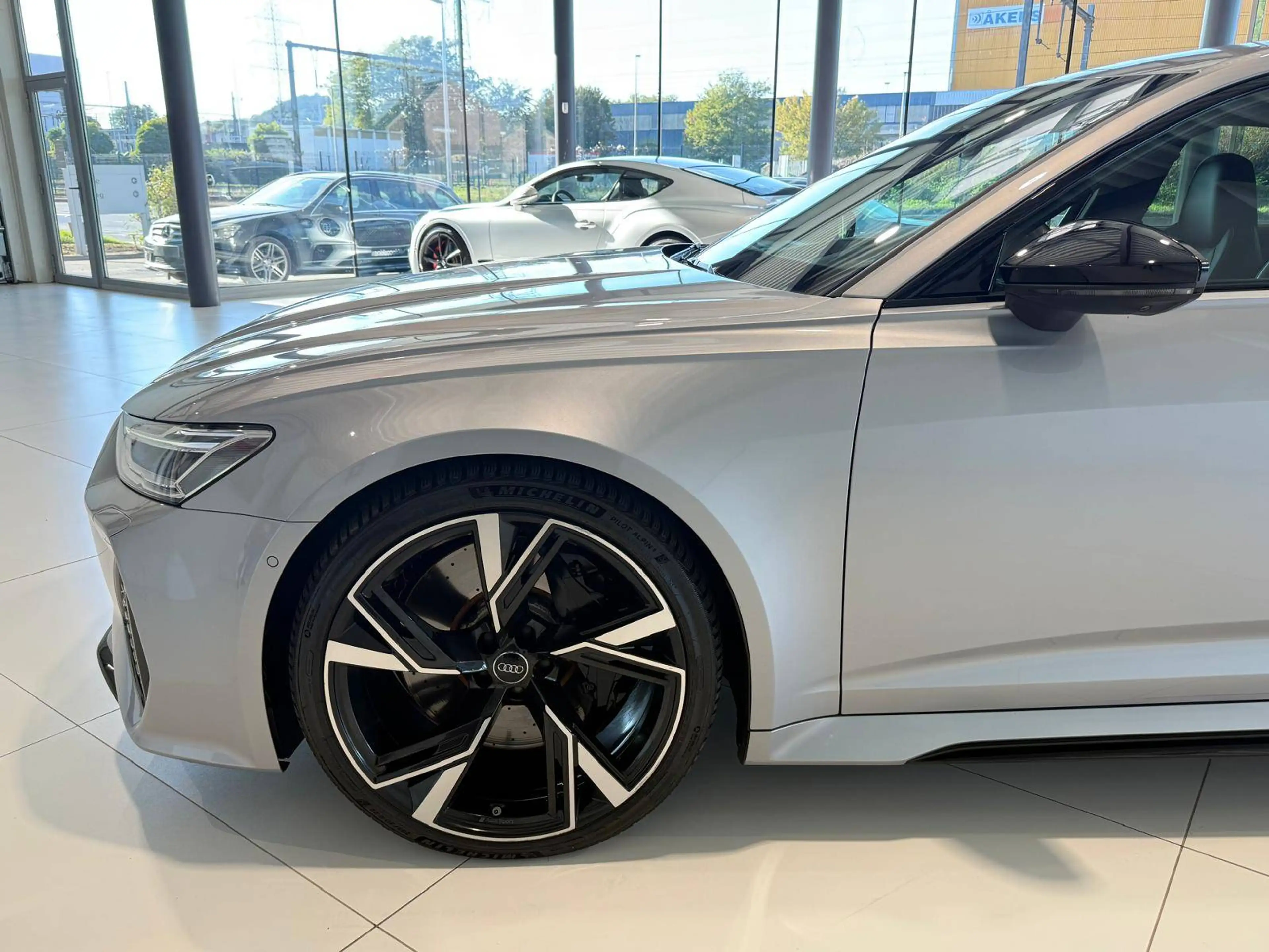 Audi RS6 RS6 Avant 4.0 V8 TFSI Quattro Tiptronic — photo 10