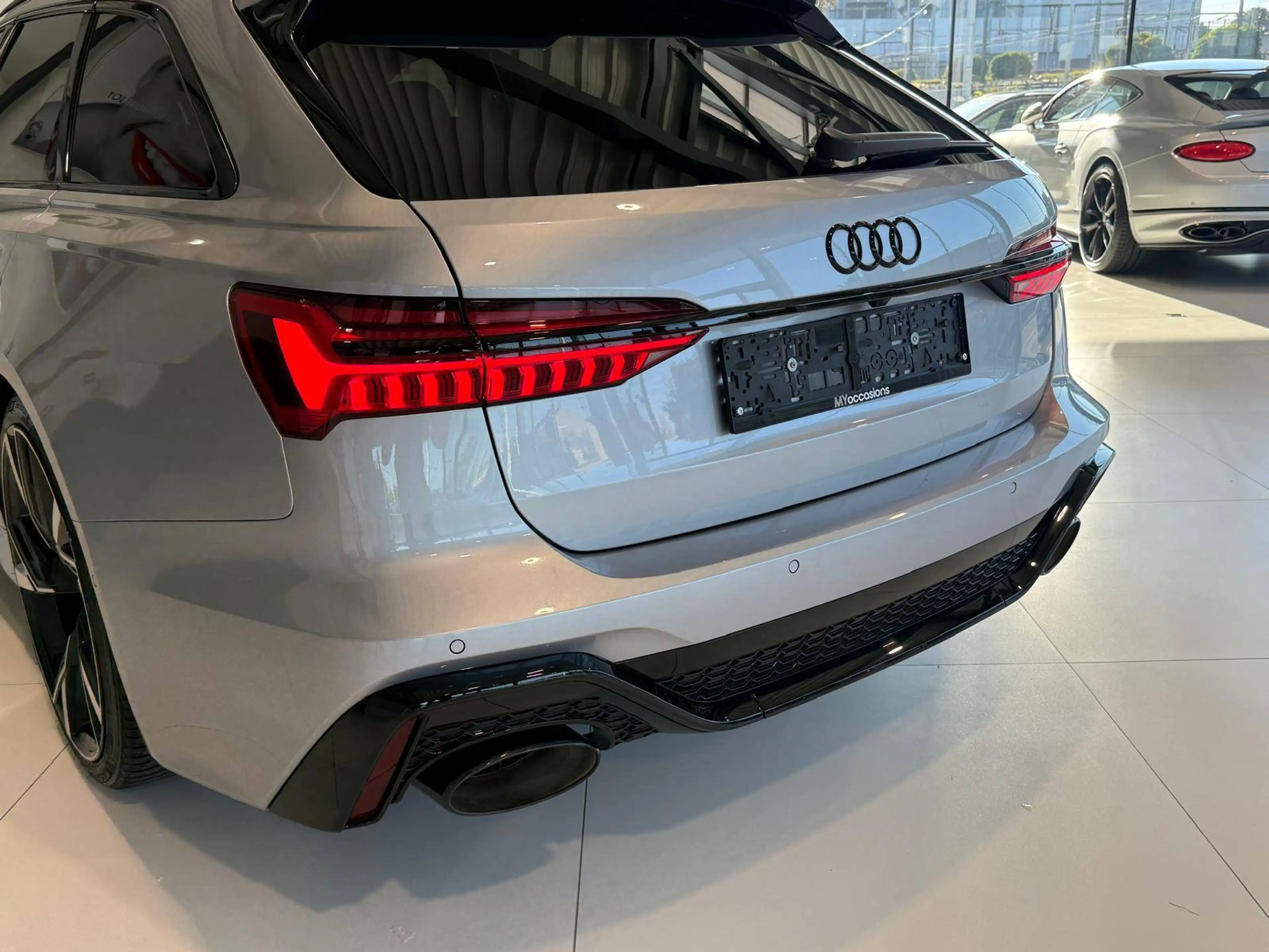 Audi RS6 RS6 Avant 4.0 V8 TFSI Quattro Tiptronic — photo 11