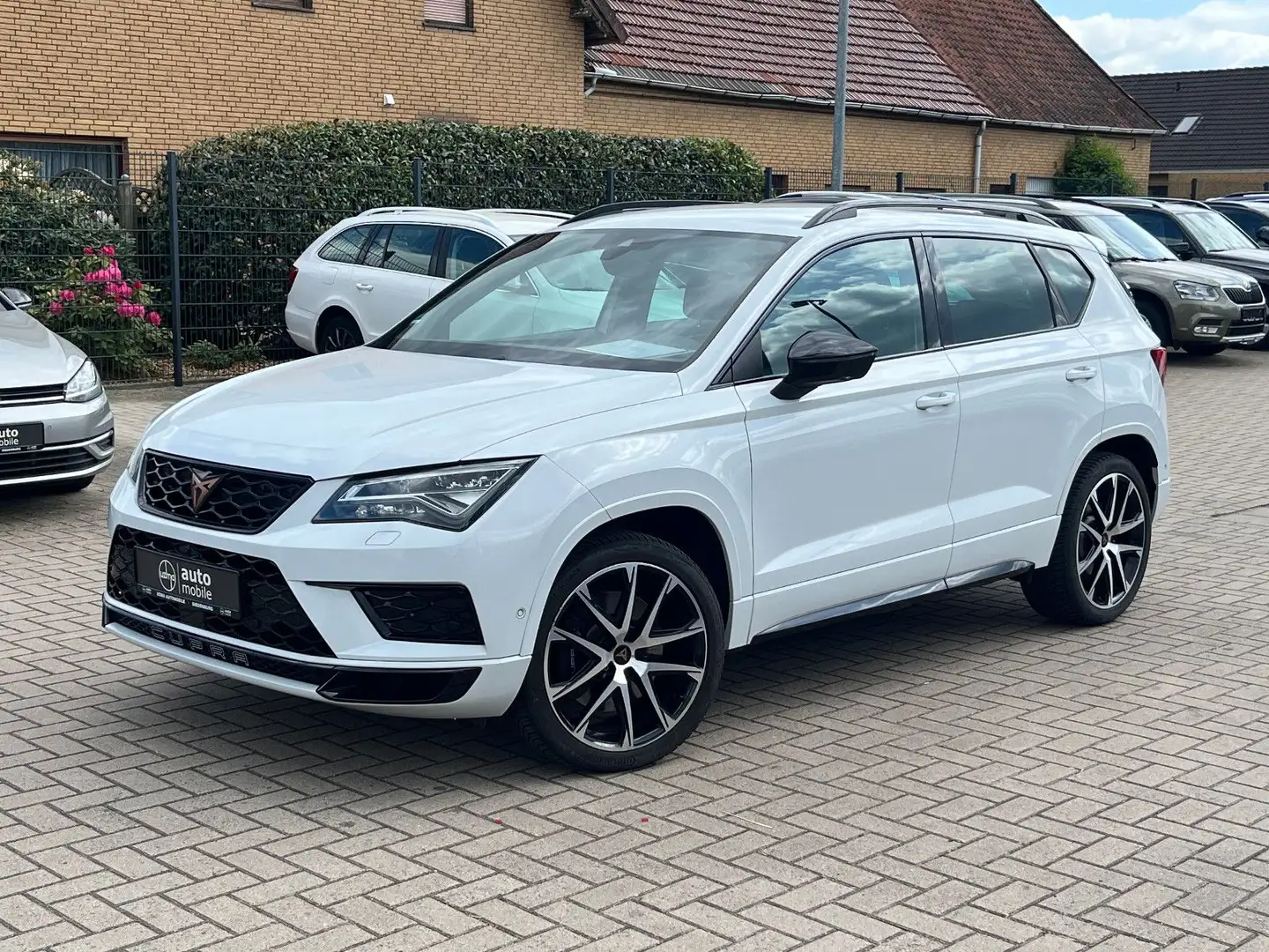 CUPRA Ateca +4Drive+LED+AHK+digital Tacho+ACC Weiß - 1