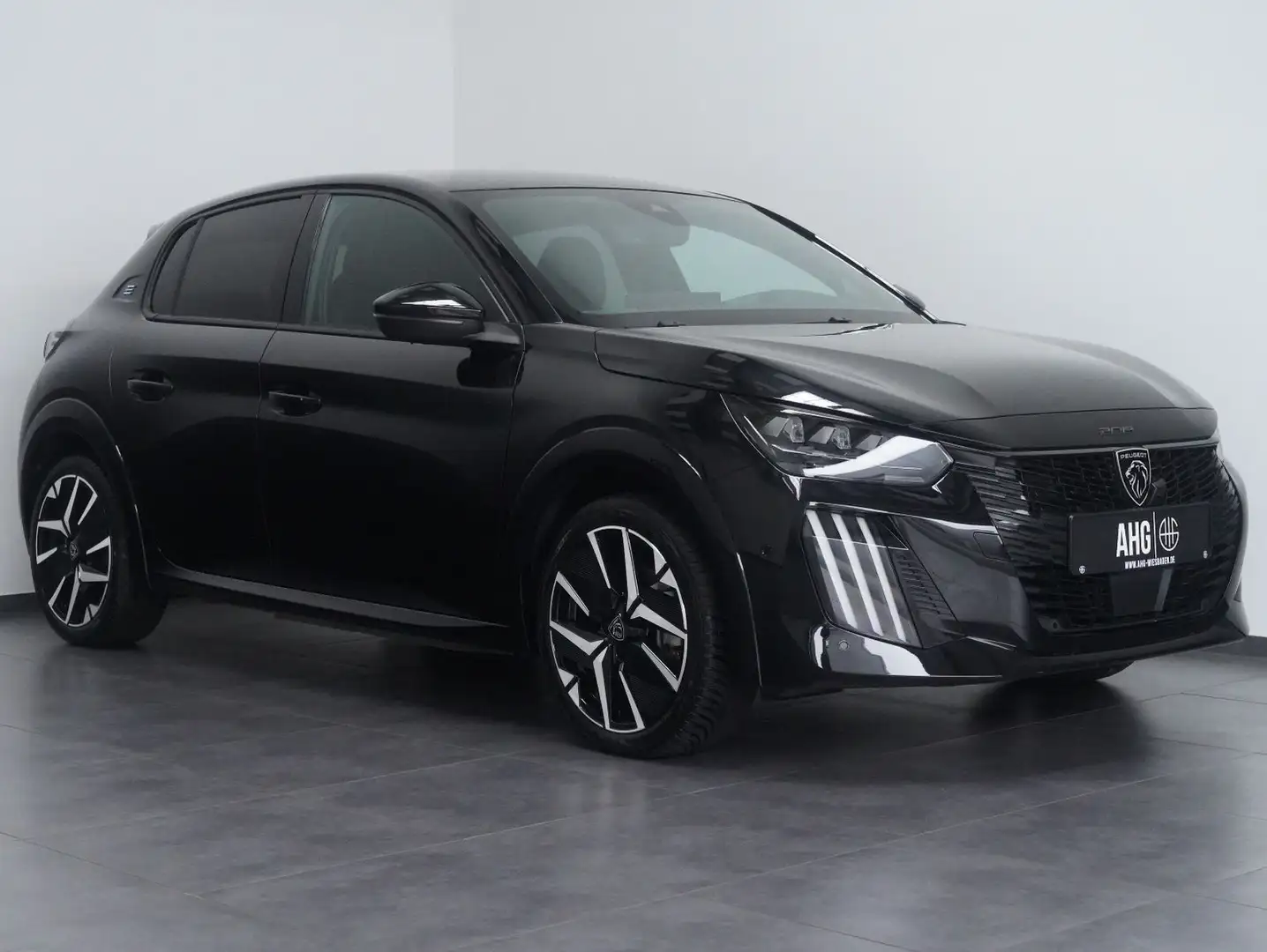 Peugeot 208 e- GT LED/NAVI/CARPLAY/DAB/11KW/SOH Zwart - 2