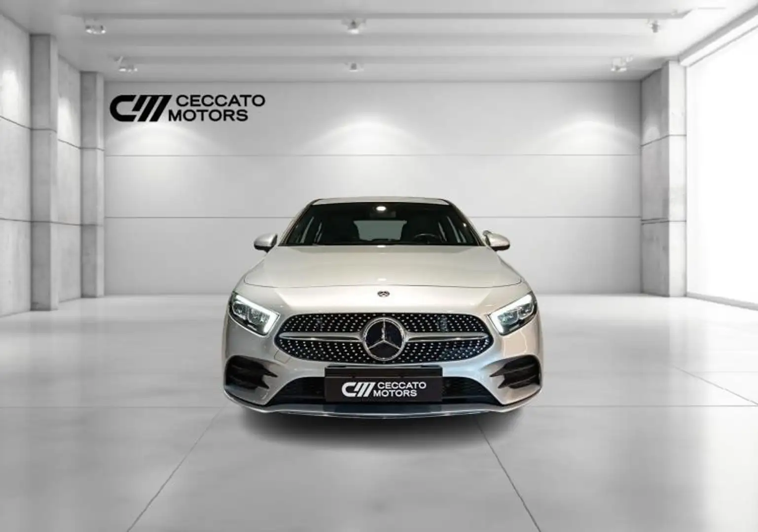 Mercedes-Benz A 200 Premium auto Argento - 2