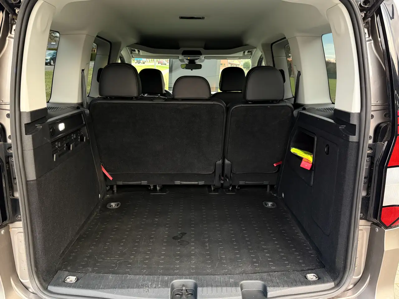 Volkswagen Caddy Caddy 1.5 TSI 5 SEAT LEATHER 0483/47.20.60 15