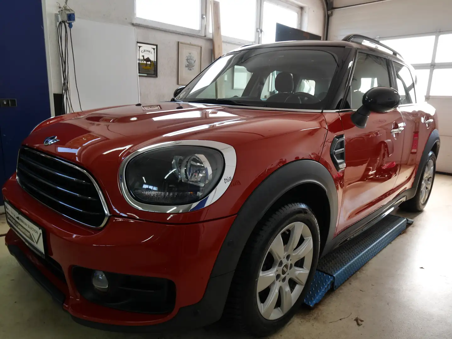 MINI Cooper Countryman PANO, Komfort. Tank 70 L incl 1J.GARANTIE Rouge - 1