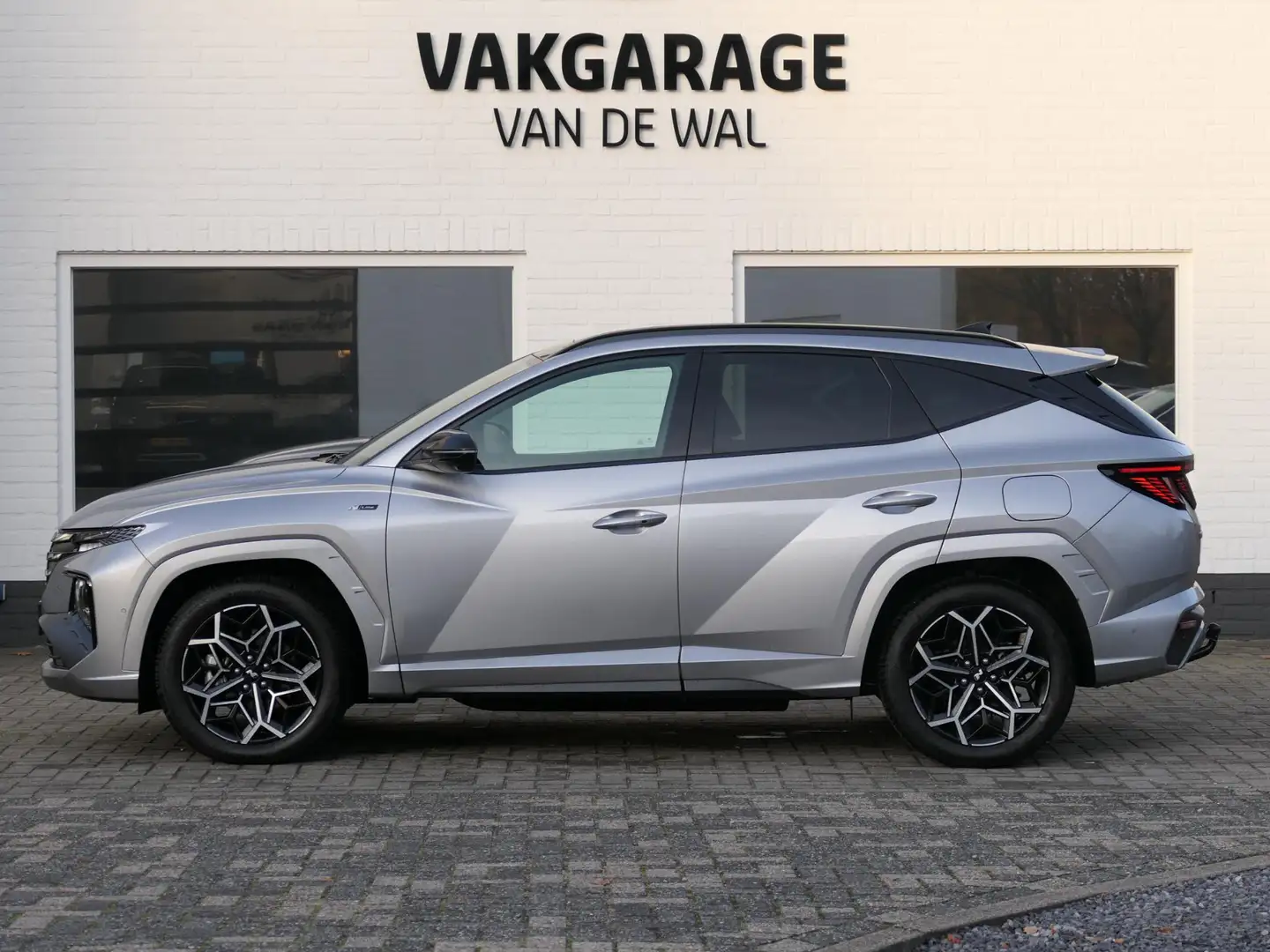 Hyundai TUCSON 1.6 T-GDI PHEV N Line Sky 4WD | Panoramadak | 360° Gris - 2
