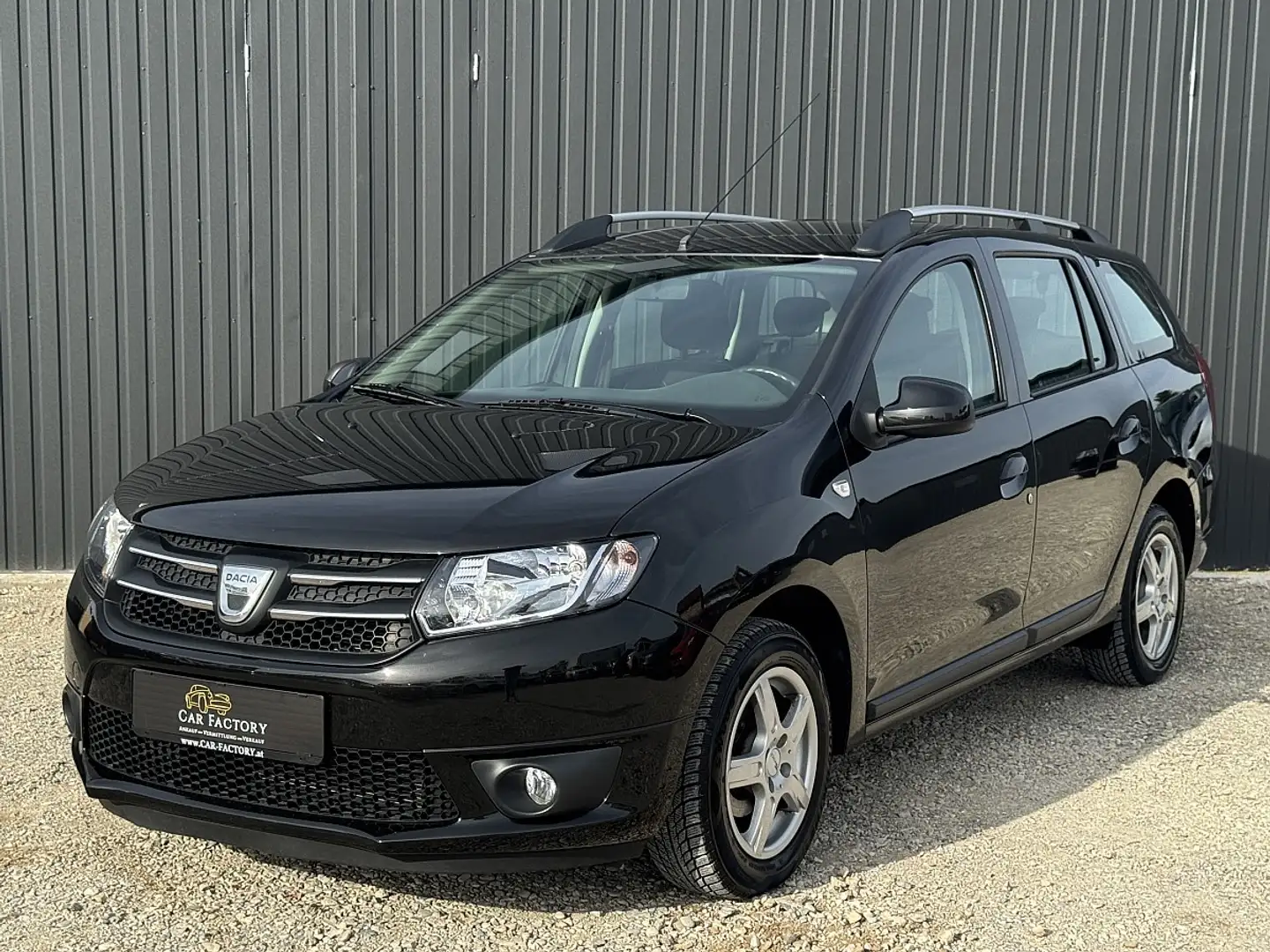 Dacia Logan MCV Supreme TCe 90 Schwarz - 1