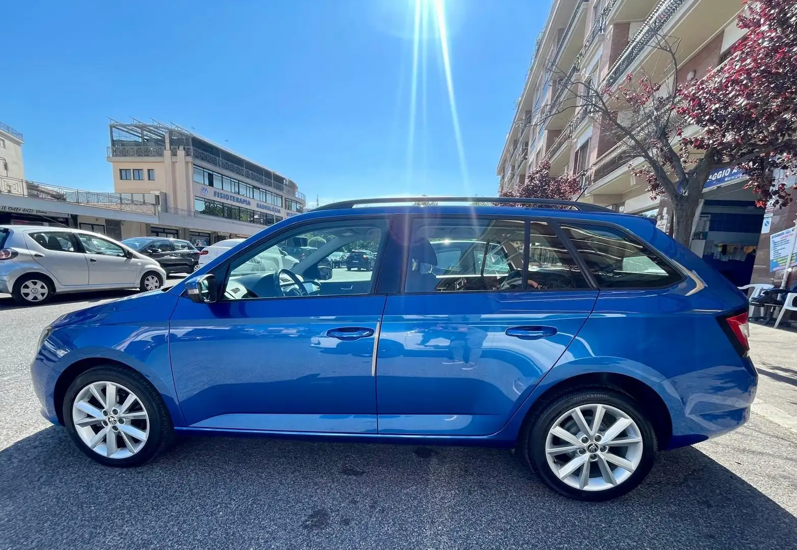 Skoda Fabia Wagon 1.4 TDI Design Edition 75cv Blu/Azzurro - 2