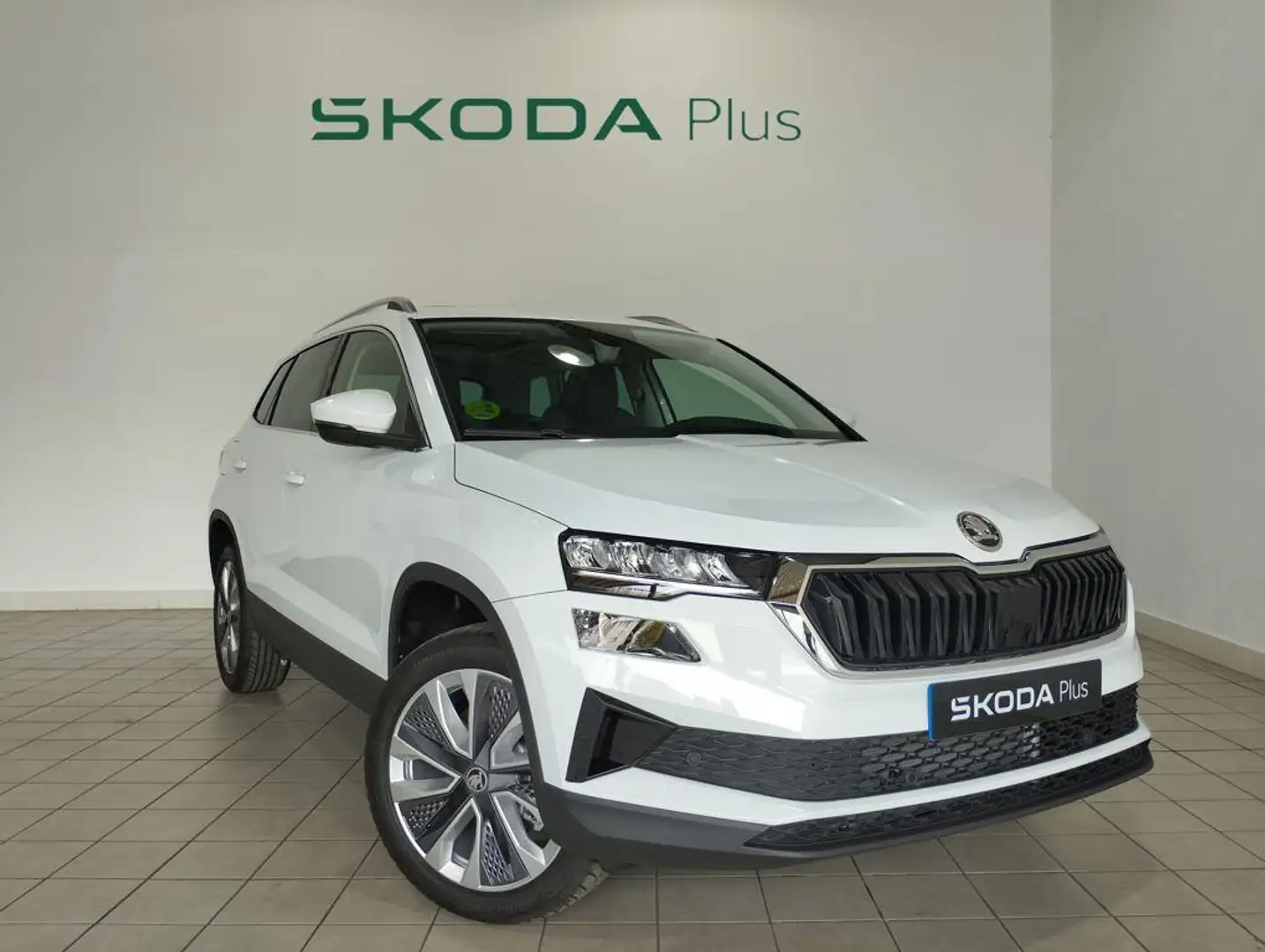 Skoda Karoq 1.5 TSI Design ACT DSG 110KW Blanco - 1