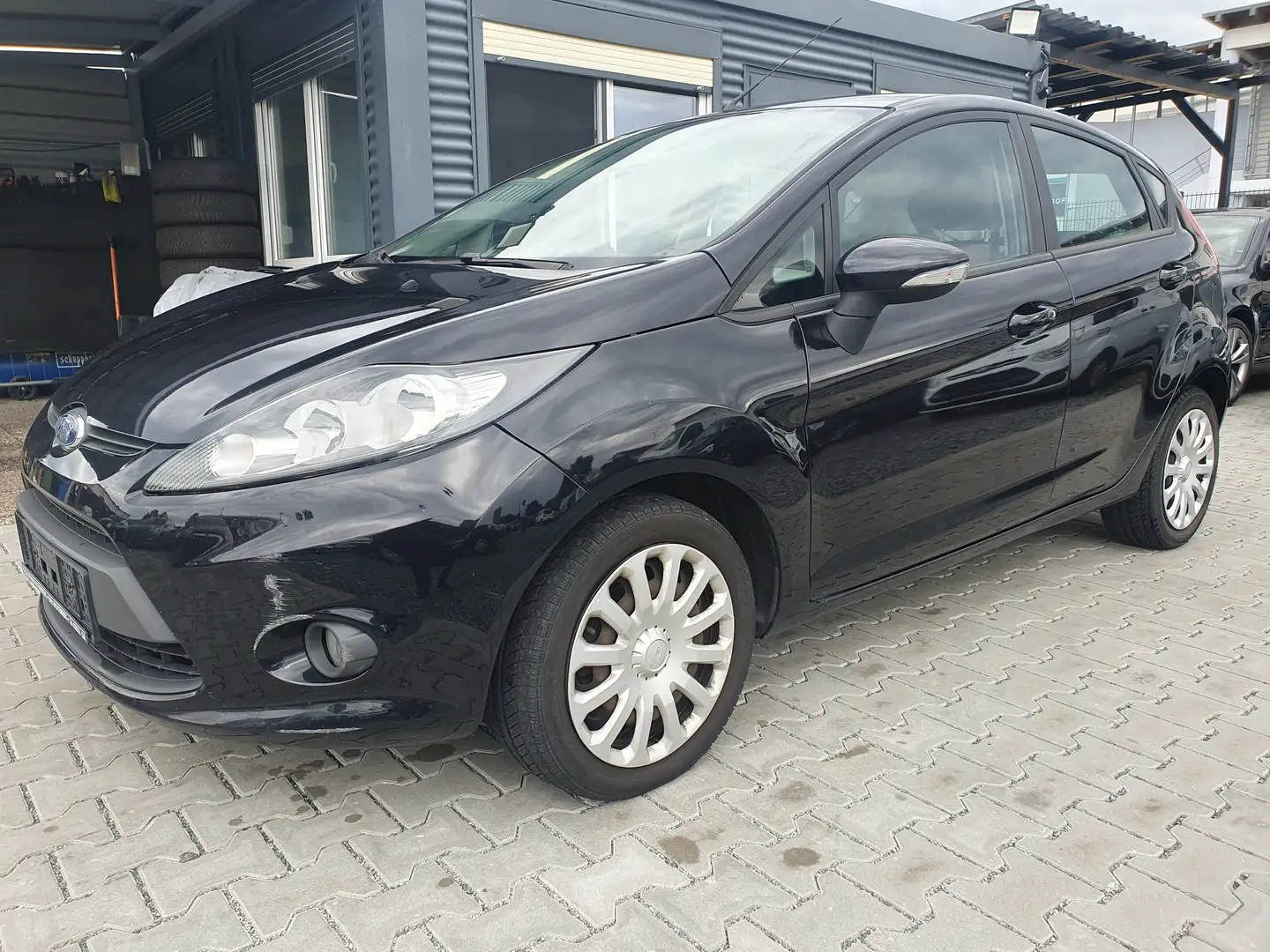 Ford Fiesta Trend Noir - 2
