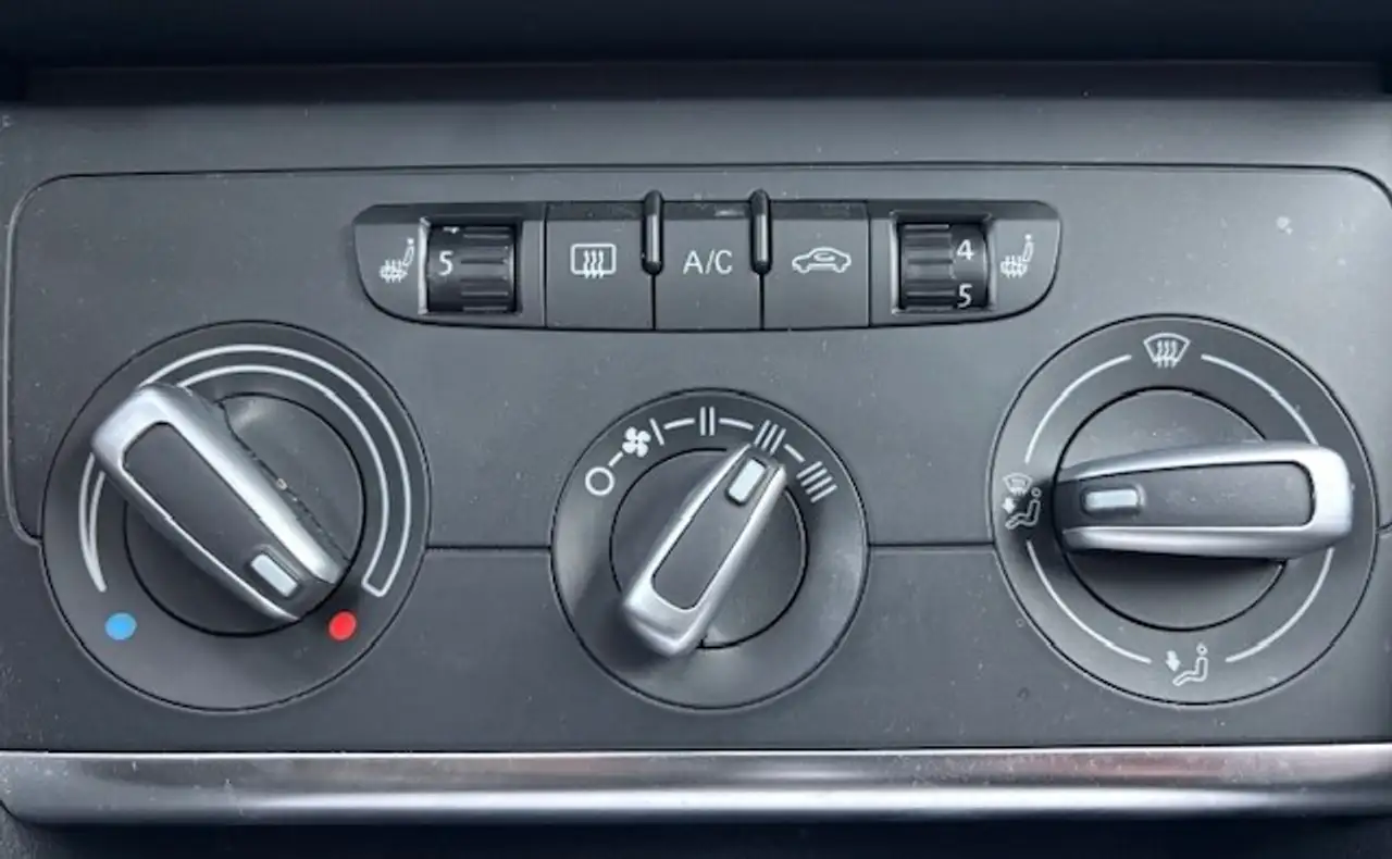 Audi Q3 снимка Audi Q3