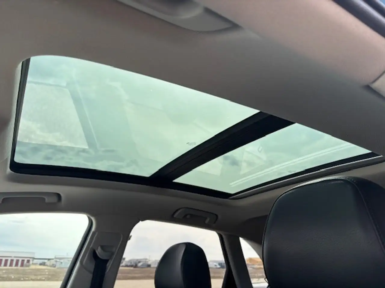Audi Q3 снимка Audi Q3