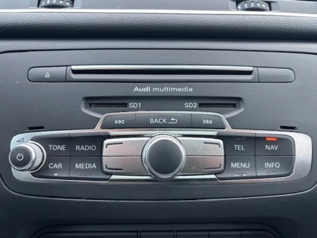 Audi Q3 снимка Audi Q3