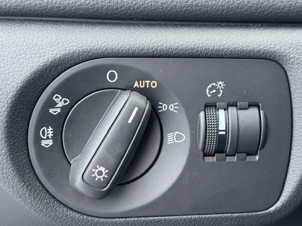 Audi Q3 снимка Audi Q3