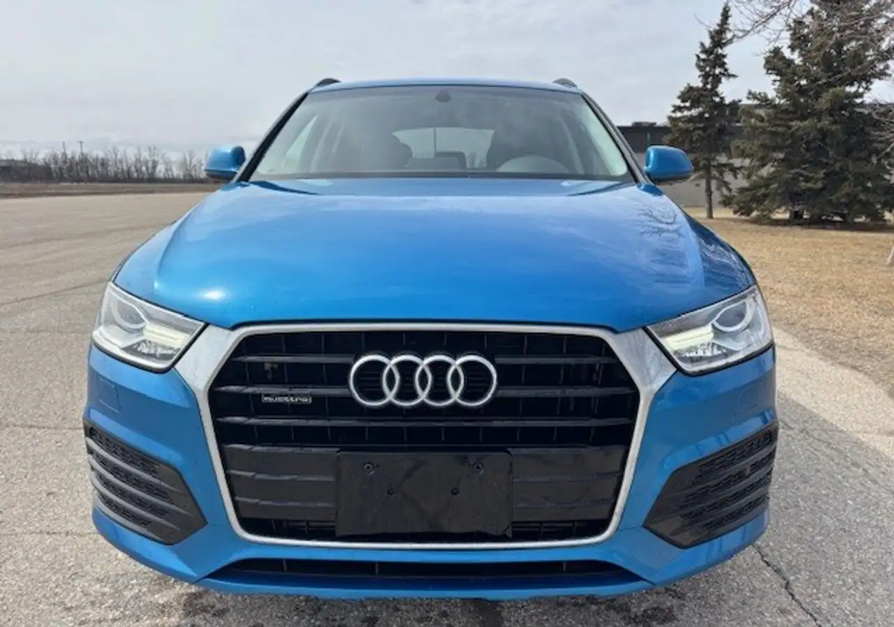 Audi Q3 снимка Audi Q3
