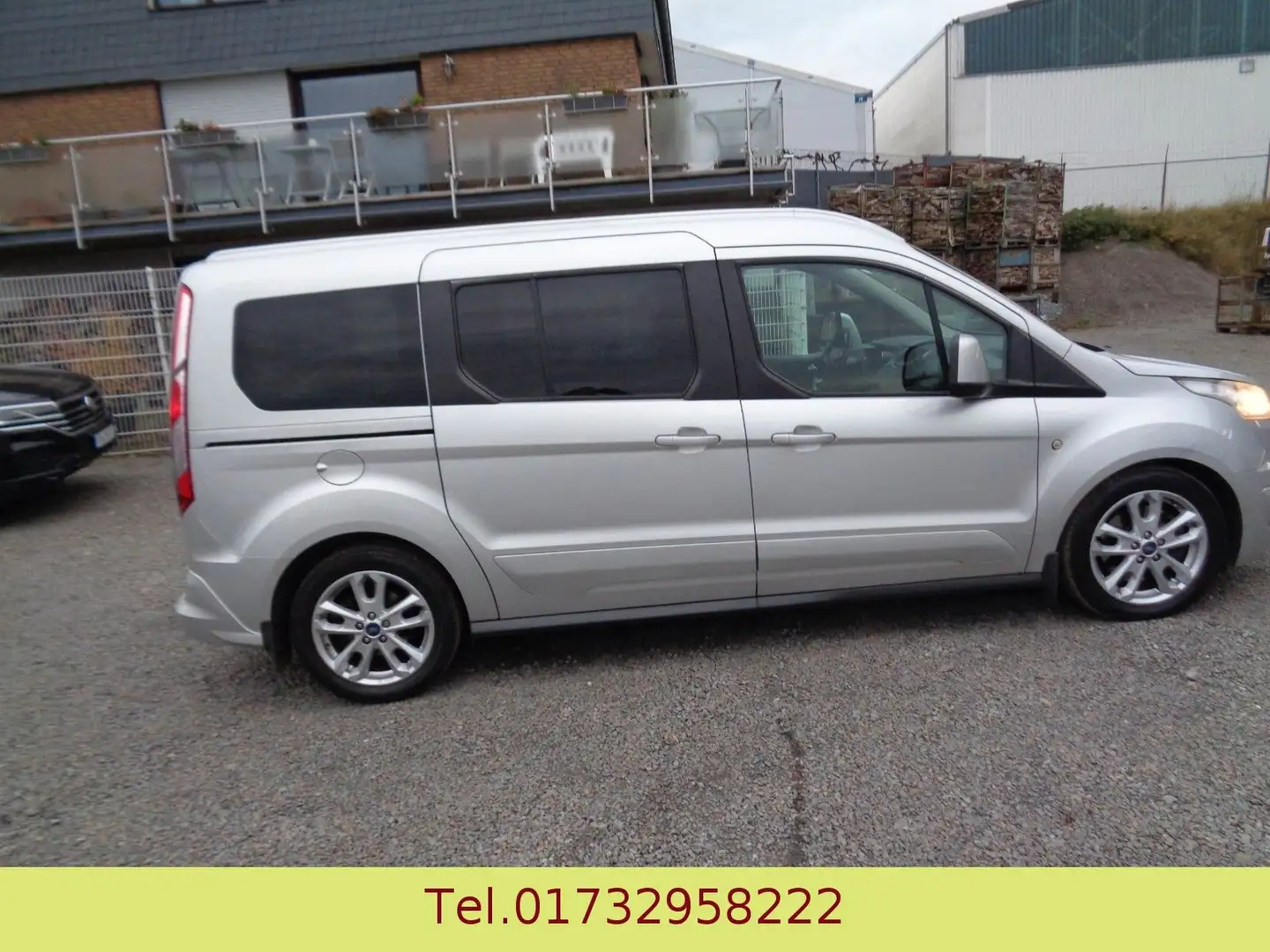 Ford Grand Tourneo Connect Titanium"7-Sitzer" Silber - 2