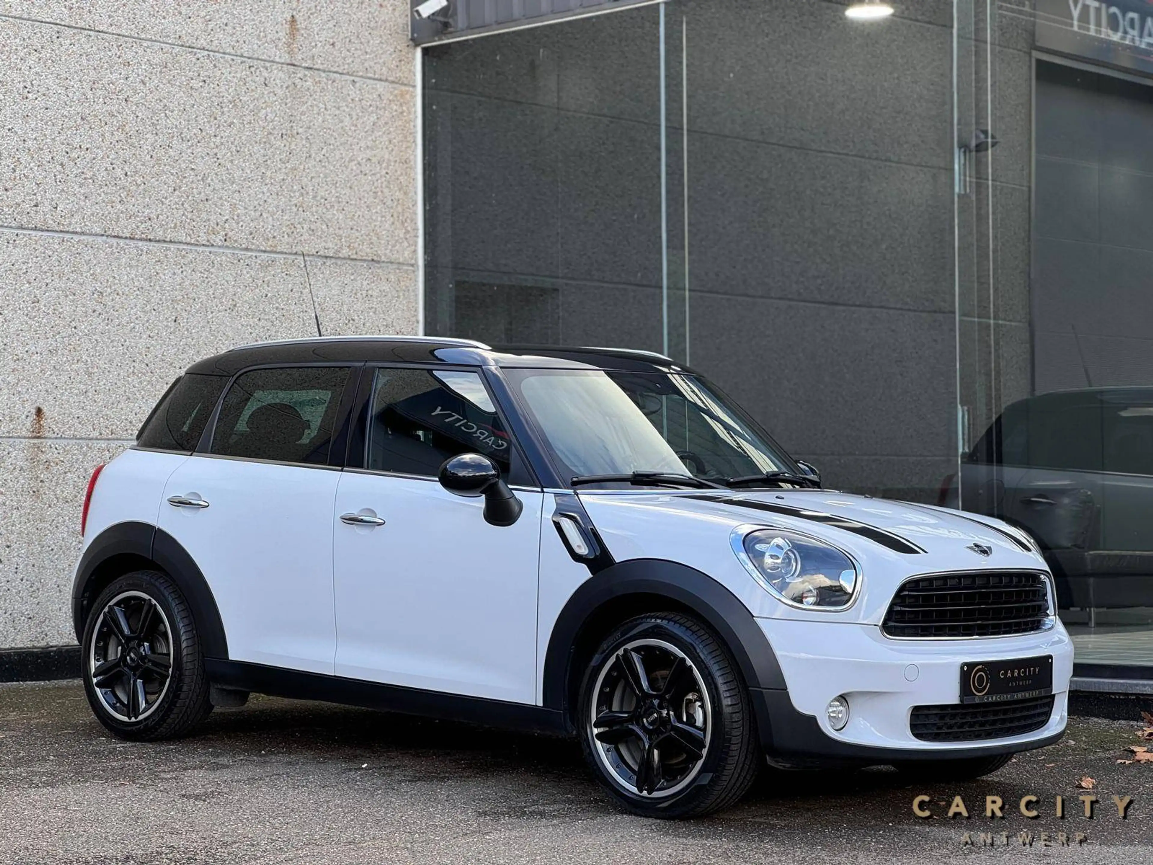 MINI Cooper D Countryman Countryman Cooper D 2.0 | APPLE & ANDROID | CAMERA | NAVI | AIRCO | — photo 2