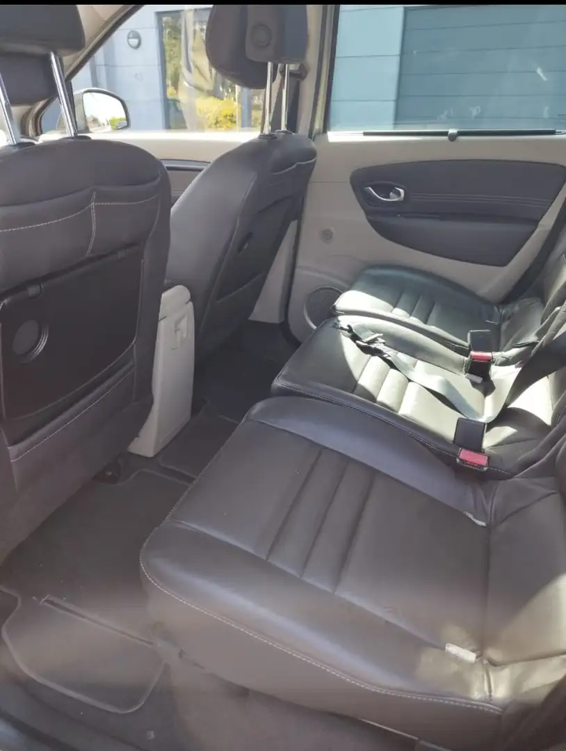 Renault Grand Scenic Grand Scénic 2.0i Dynamique 5pl. - 1