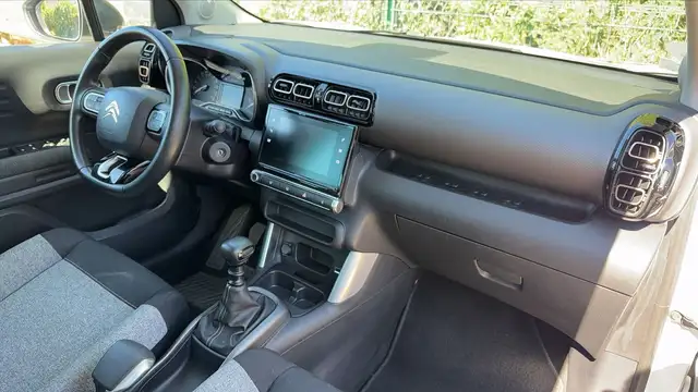 Citroen C3 Aircross view 10