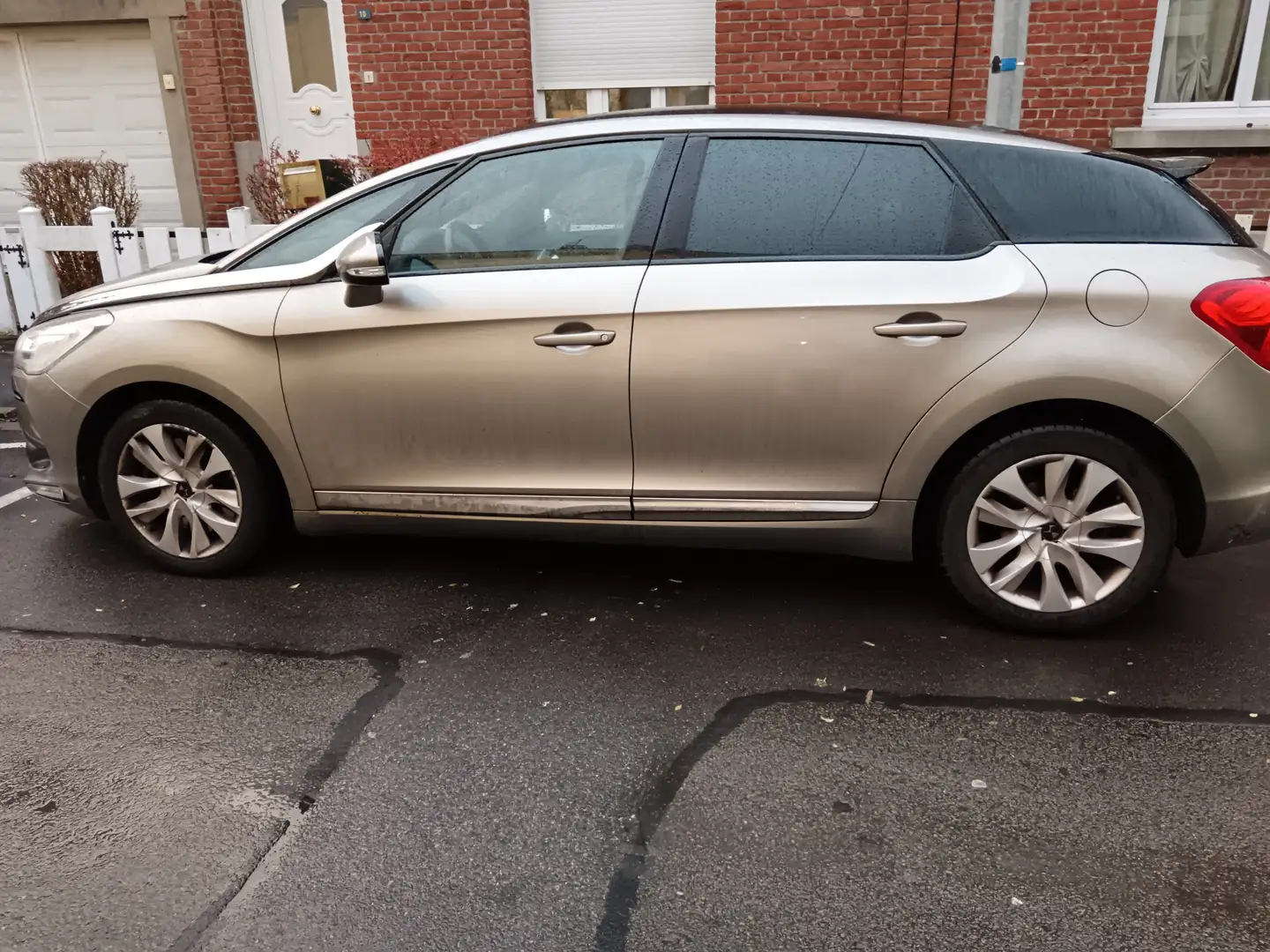 DS Automobiles DS 5 DS5 BlueHDi 150 S - 1