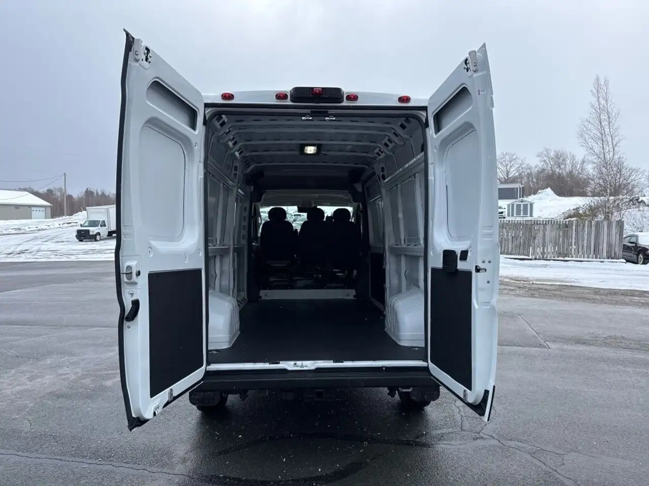 RAM ProMaster 3500 снимка RAM ProMaster 3500