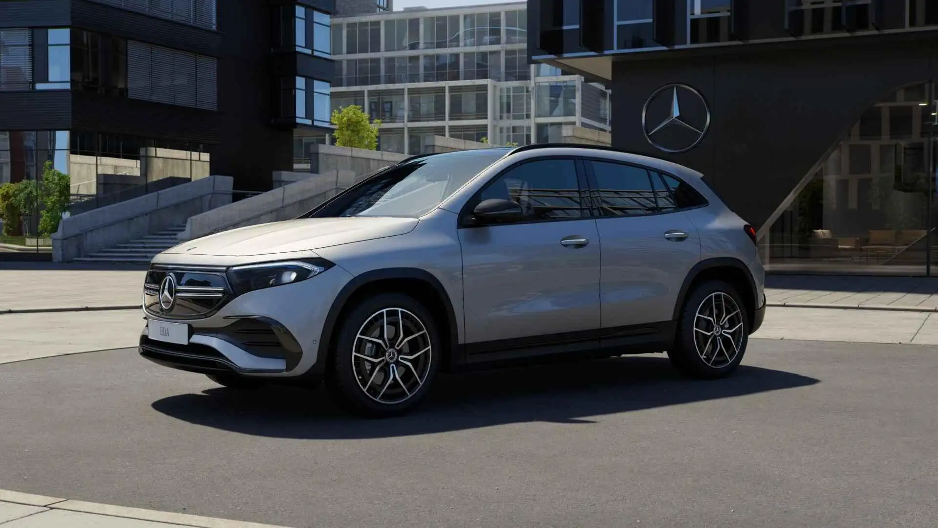 Mercedes-Benz EQA 300 4MATIC AMG Line | Panoramisch Dak | 360° Parkeerpa Argent - 1