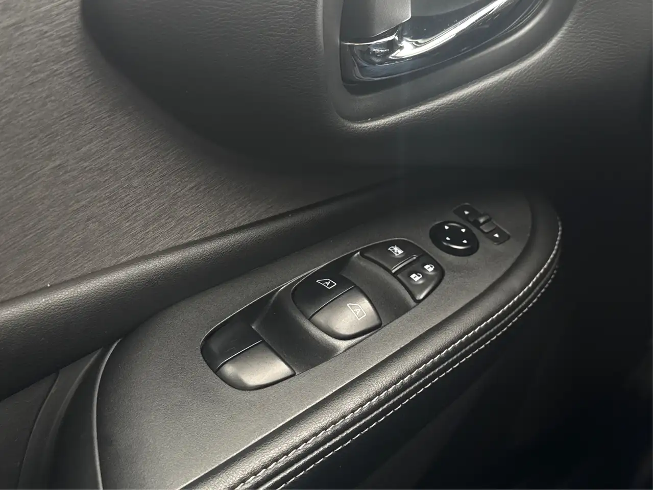 Nissan Murano снимка Nissan Murano