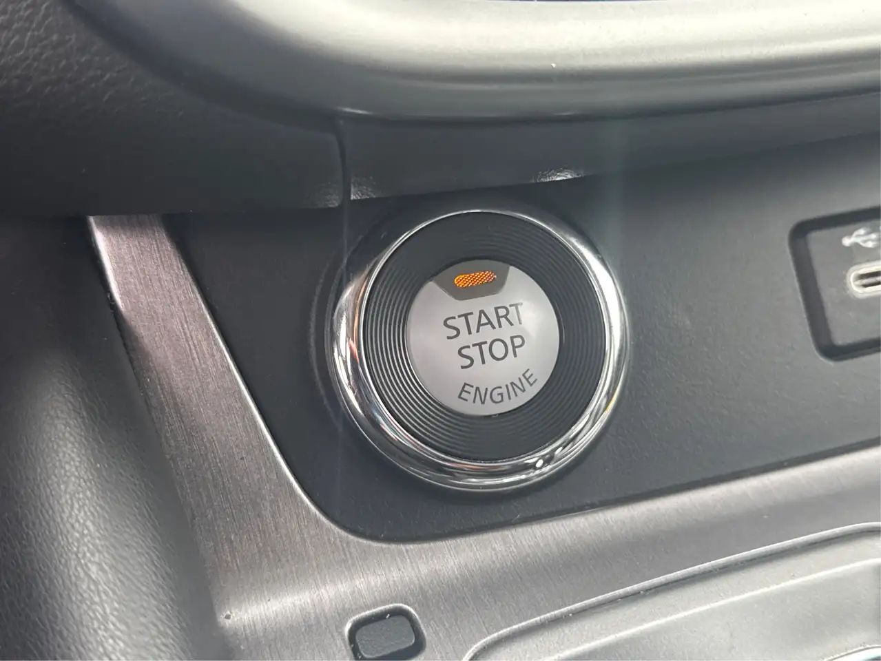 Nissan Murano снимка Nissan Murano