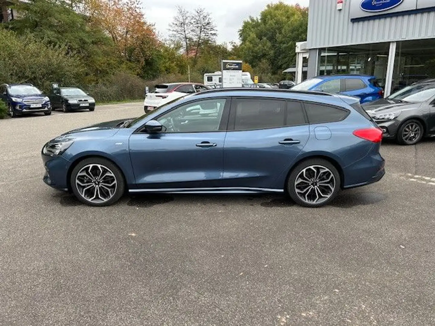 Ford Focus Turnier ST-Line 1.5 EcoBoost Bleu - 2