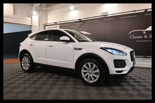Jaguar E-Pace 2.0 D AWD / CUIR / CAMERA / CARPLAY / LEDS