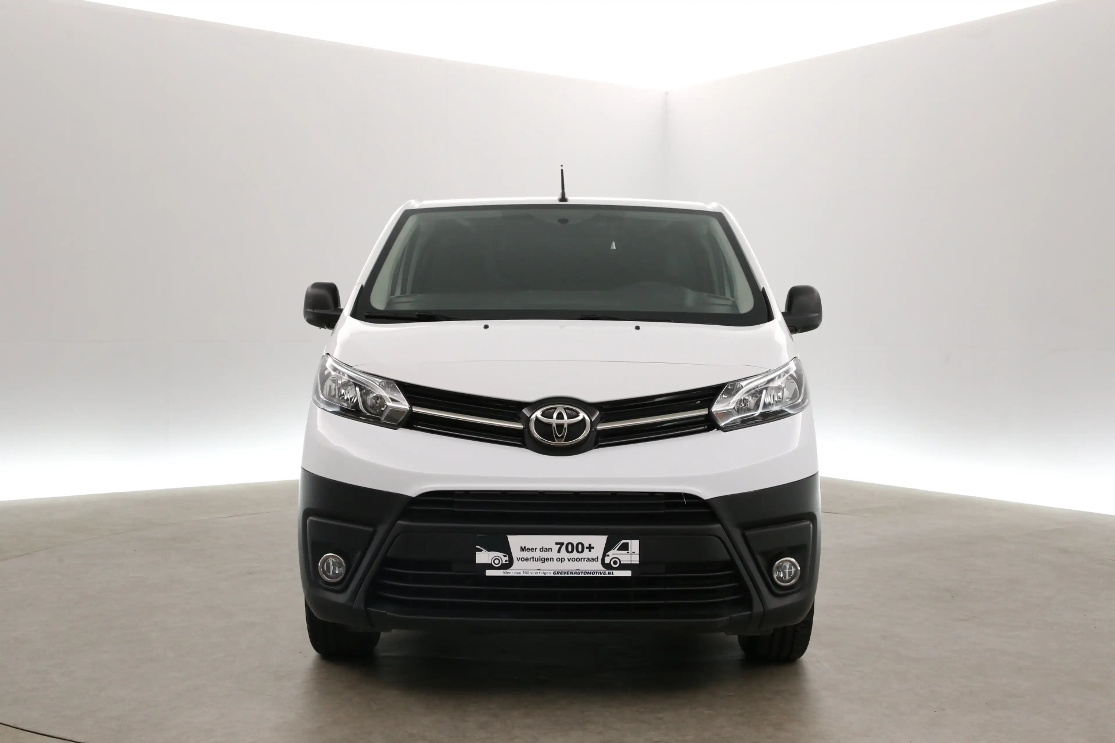 Citroen Jumpy E-Jumpy Toyota ProAce Electric Worker 75 kWh Long — photo 9