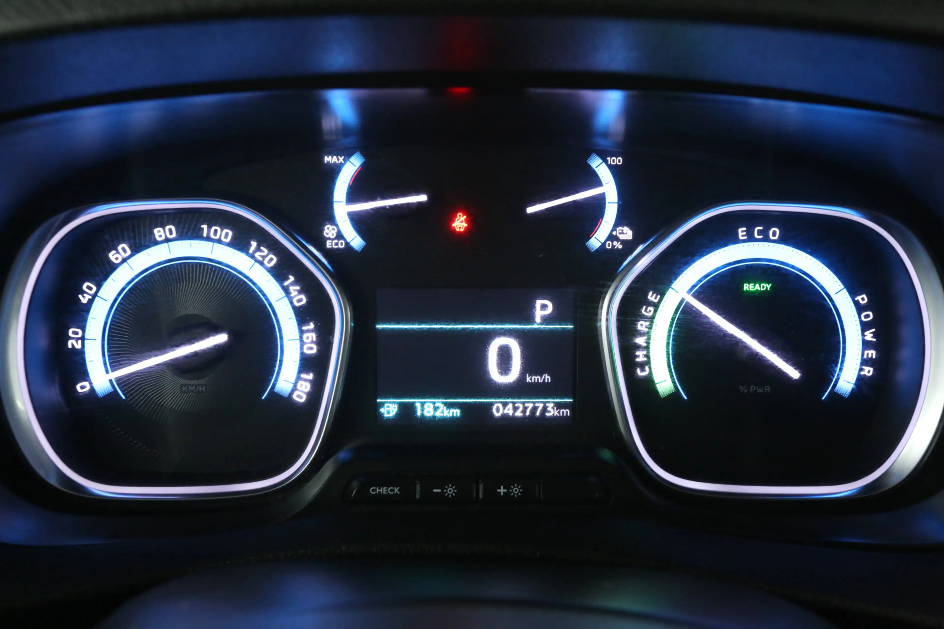 Citroen Jumpy E-Jumpy Toyota ProAce Electric Worker 75 kWh Long — photo 15