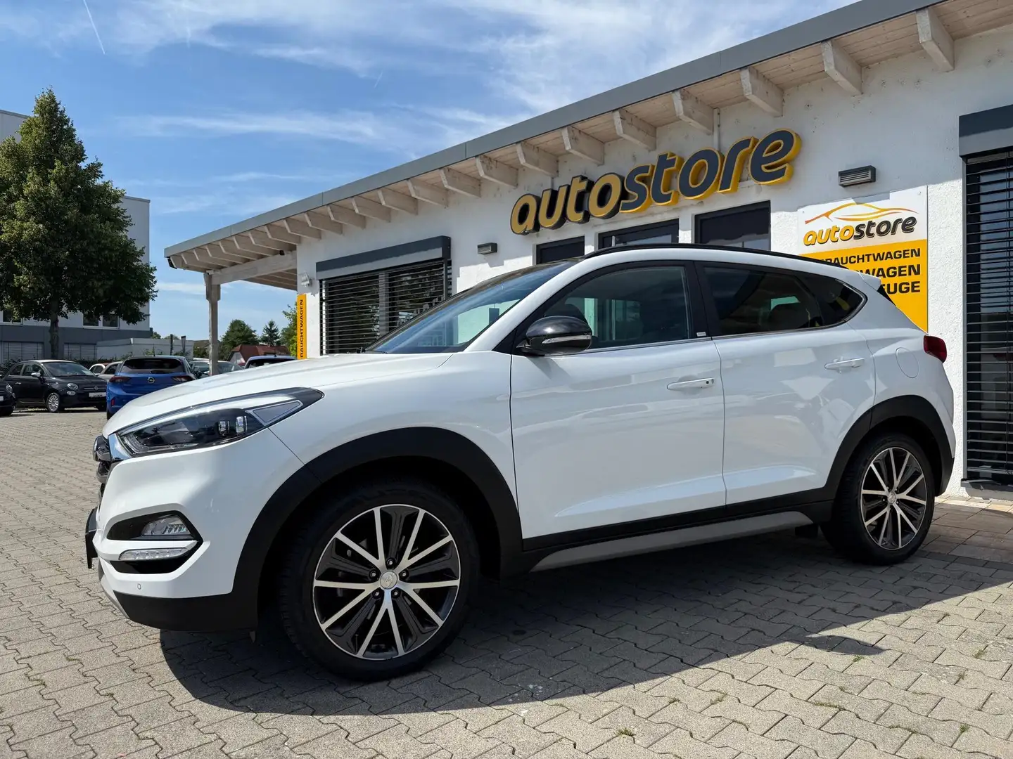 Hyundai TUCSON 1.6 Passion + 4WD 130 kW (177 PS), Schalt. 6-Ga... Blanc - 1