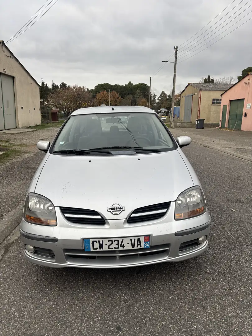 Nissan Almera Tino 2.2 VDI Confort - 1