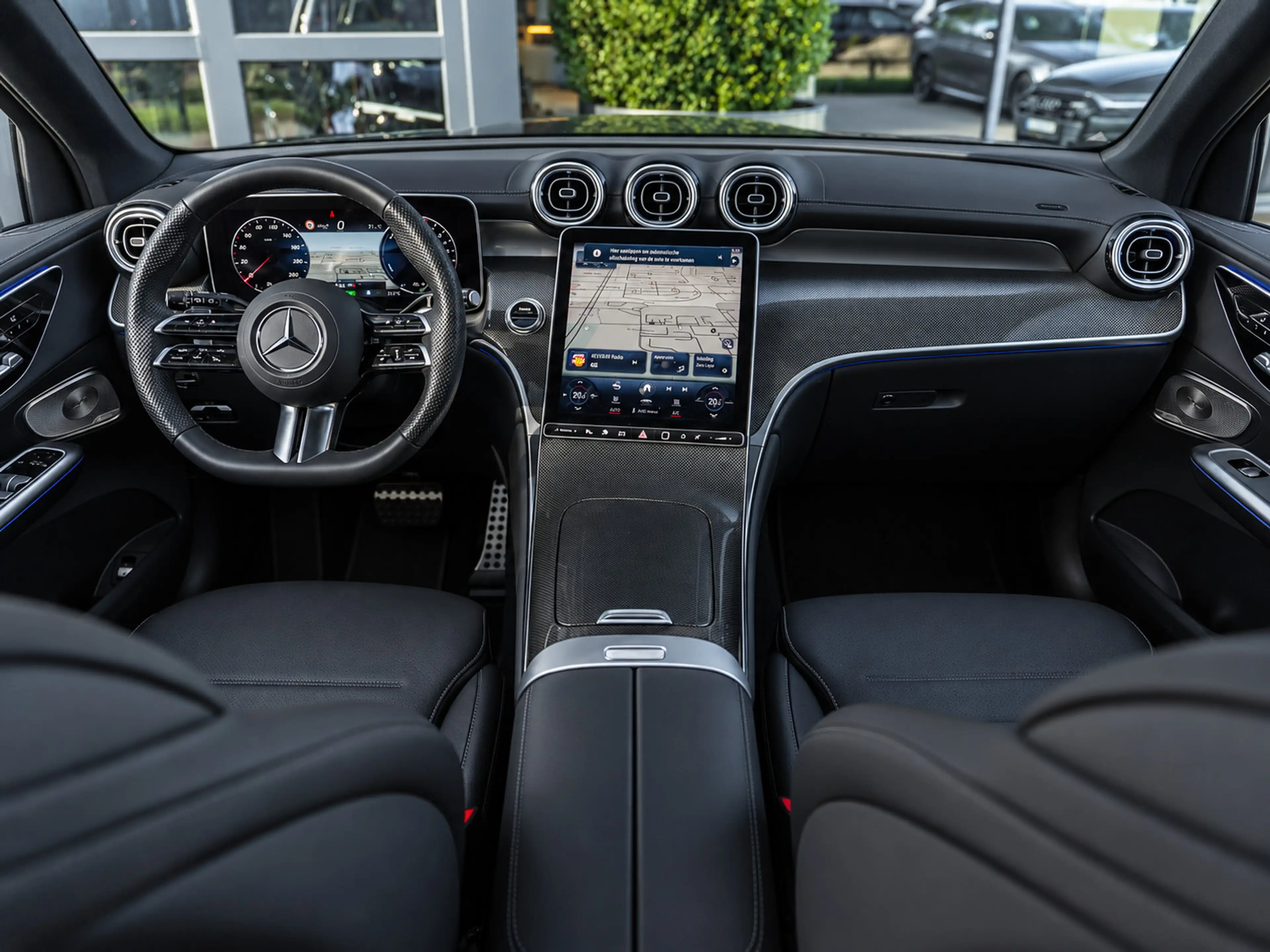 Mercedes-Benz GLC 400 400e 4MATIC AMG Line|PANO|BURM|4WS|LUCHT — photo 10