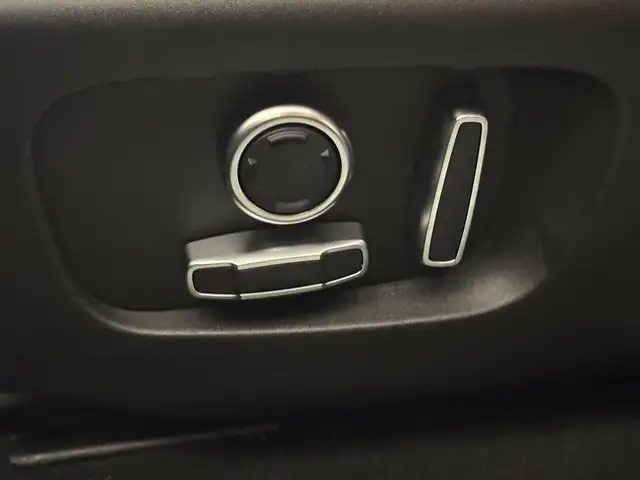 Land Rover Range Rover Evoque view 14