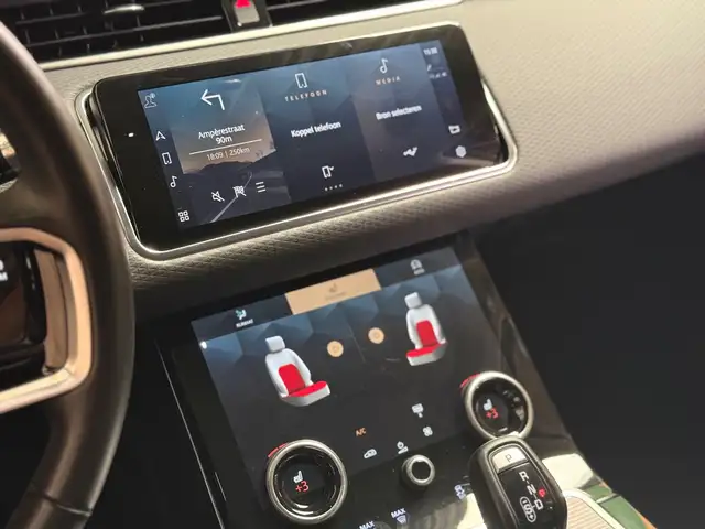 Land Rover Range Rover Evoque view 16