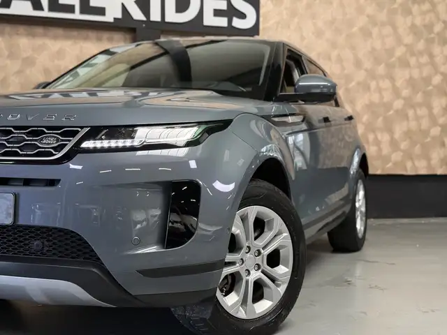 Land Rover Range Rover Evoque view 2